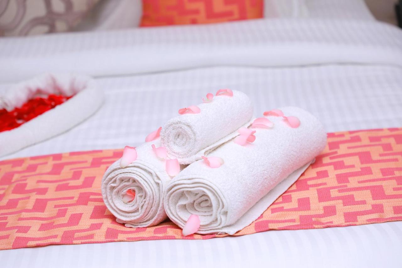 Chandra Inn โกลลัม ภายนอก รูปภาพ