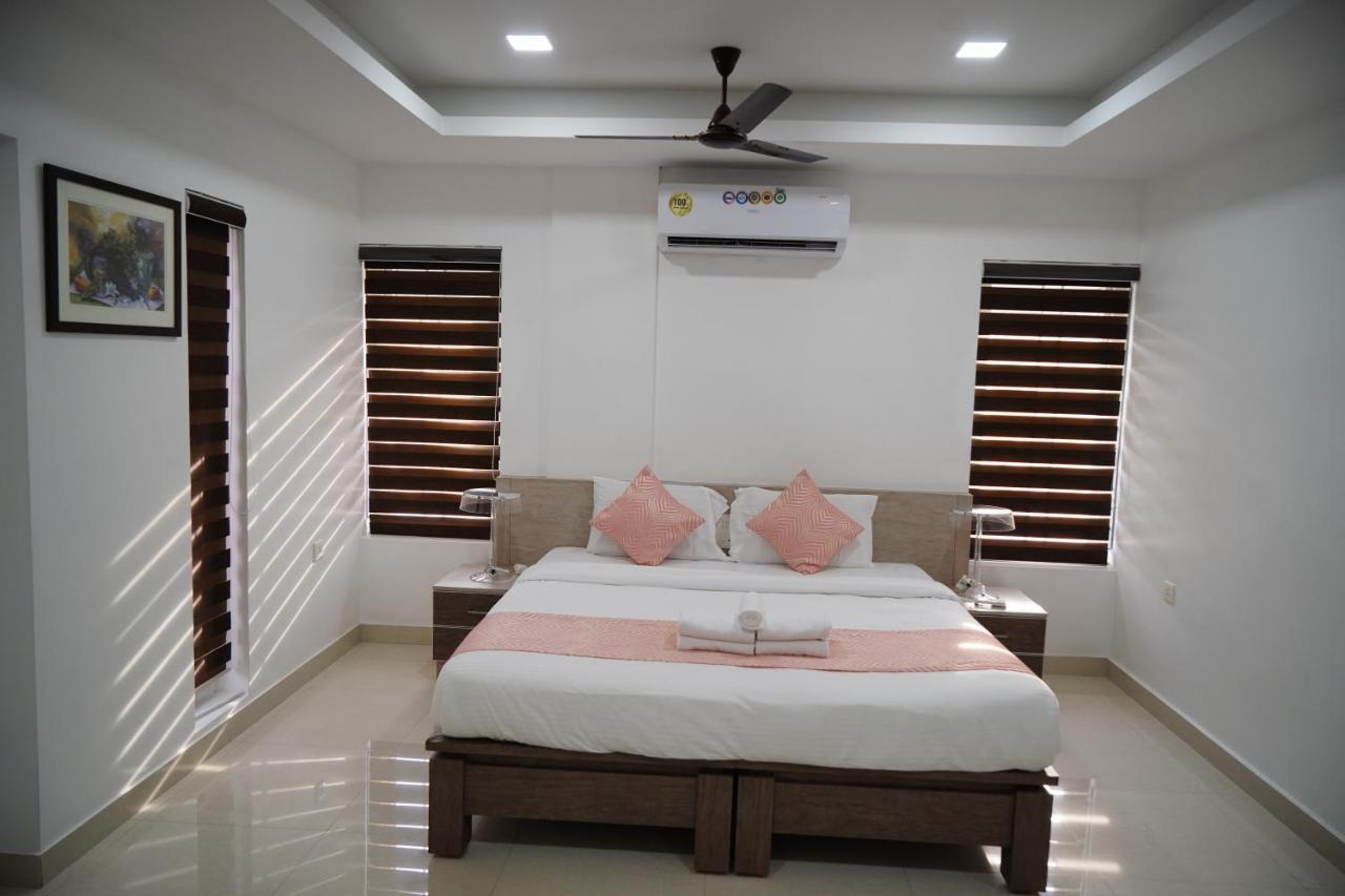 Chandra Inn โกลลัม ภายนอก รูปภาพ