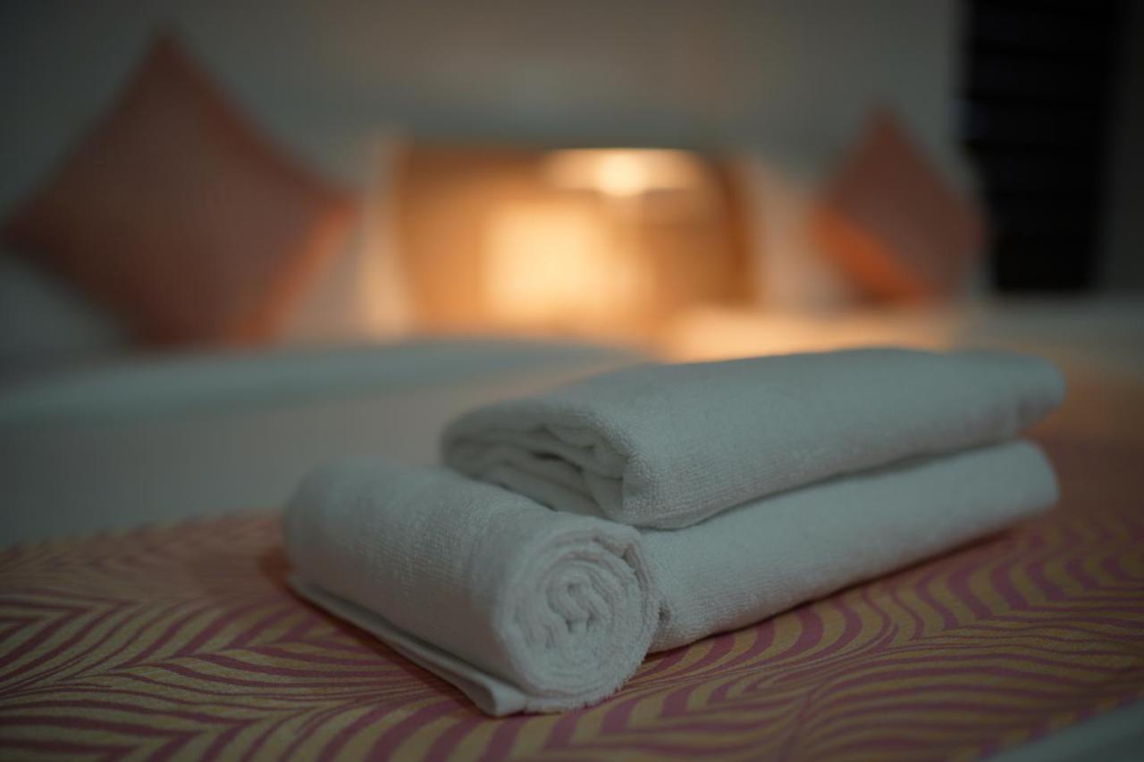 Chandra Inn โกลลัม ภายนอก รูปภาพ