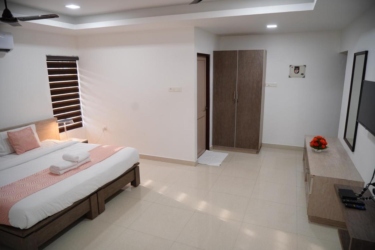 Chandra Inn โกลลัม ภายนอก รูปภาพ
